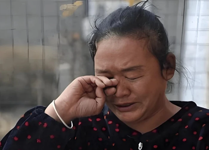 Dù con gái còn đang ở cữ, tôi vẫn phải lén lút xếp đồ về quê vì không chịu nổi con rể
