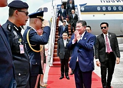 Hình ảnh các phái đoàn Campuchia và Thái Lan tới Malaysia đàm phán