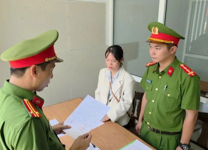 Khởi tố nữ nhân viên ngân hàng làm giả giấy tờ để chiếm đoạt 1,7 tỷ đồng