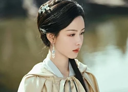 Lần đầu tiên Trung Quốc có 1 mỹ nhân sở hữu fancom đạt 10 triệu tim: Visual được ông trời thiên vị, không nổi tiếng mới lạ