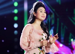Ngôi sao nhạc quê hương từng bị đồn qua đời, U60 viên mãn bên chồng doanh nhân