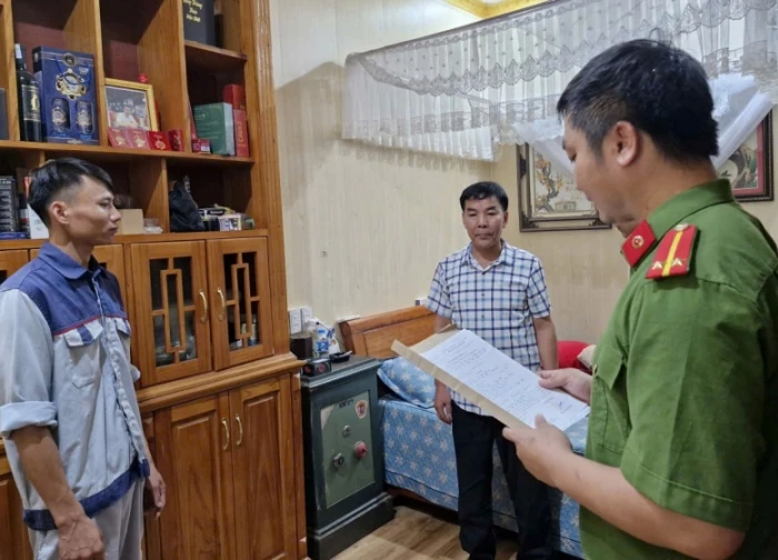 Khám xét khẩn cấp nơi ở của "Sơn chùa" và các đối tượng liên quan