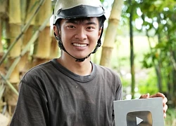 Nửa năm sau khi viral khắp cõi mạng, Lê Tuấn Khang đang ở đâu?