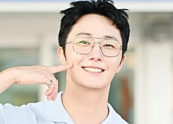 "Rể Việt" Jung Il Woo khởi hành đến TP.HCM, tóc tai lộn xộn mà sao "bảnh" quá trời!