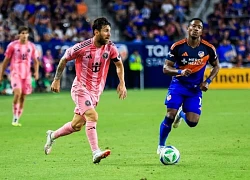 Siêu sao Messi bị công kích