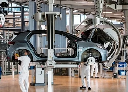 Thỏa thuận thương mại Mỹ-EU vẫn gây quan ngại cho ngành công nghiệp ô tô châu Âu