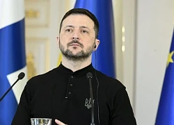 Tổng thống Ukraine ký luật cho nam giới trên 60 tuổi nhập ngũ