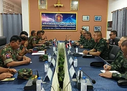 Tướng Thái Lan-Campuchia gặp nhau, lãnh đạo hai bên lên tiếng sau ngừng bắn