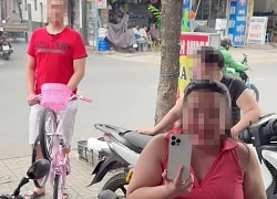 Giúp người bơm bánh xe miễn phí, chủ tiệm sửa xe ở TP.HCM bị truy hỏi, bắt đền: "Tôi nghe mà buồn thiệt"