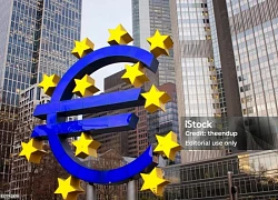 Kinh tế Eurozone: Tăng trưởng mong manh, thách thức vẫn lớn