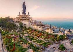 Núi Bà Đen cán mốc 4 triệu lượt khách đi cáp treo trong 7 tháng