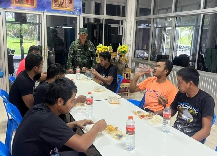 Thái Lan bắt nhóm binh sĩ Campuchia sau lệnh ngừng bắn