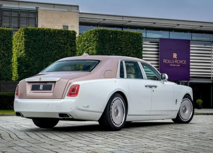 Chiêm ngưỡng mẫu xe độc bản Rolls-Royce Phantom Dentelle