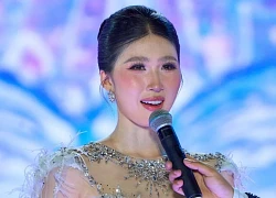 'Đứng hình' với những màn ứng xử của thí sinh thi hoa hậu