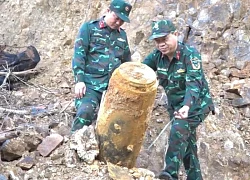 Hủy nổ an toàn quả bom nặng 500kg còn nguyên kíp nổ