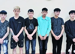 Tìm đối thủ không gặp, nhóm thanh niên lạng lách đánh võng chém gà thị uy