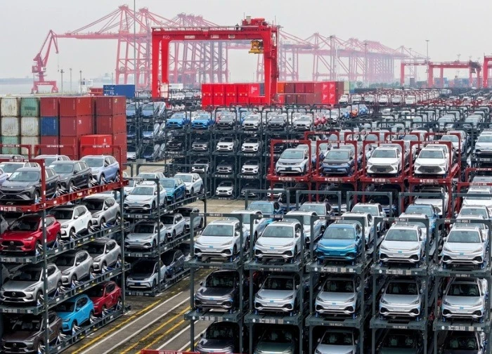 Trung Quốc dùng cách gì để dẹp chiêu trò xuất khẩu "xe mới giả cũ"?
