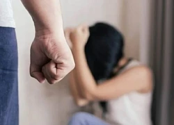 Vợ bị đánh nhập viện chỉ vì không trả lời câu hỏi "đã ăn cơm chưa?" của chồng