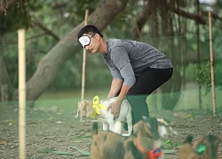 Bố ơi mình đi đâu thế: Cười "bể bụng" cảnh các bố chơi bịt mắt bắt dê