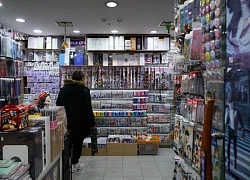 Hàn Quốc phát tiền cho toàn dân chi tiêu