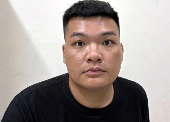 Kẻ cướp tiệm vàng ở Hà Nội sa lưới sau gần 6 giờ gây án