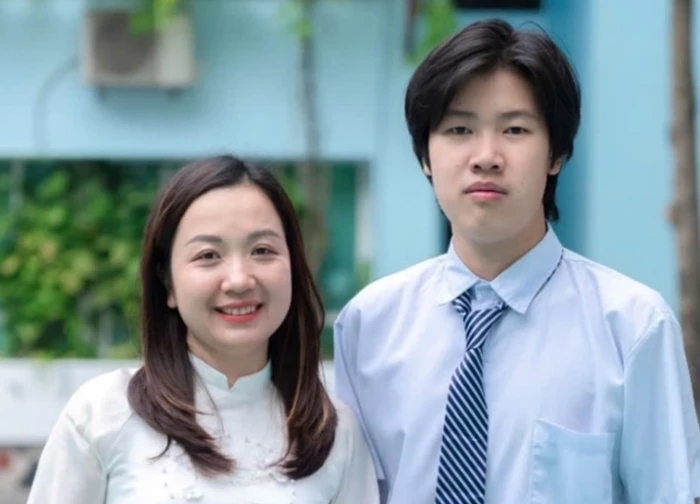 Nam sinh tự học tiếng Nhật, đỗ 2 trường chuyên danh tiếng của Hà Nội