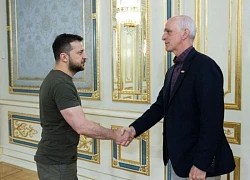 Phe Dân chủ nói Mỹ không thiếu vũ khí gửi cho Ukraine