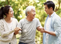 Thất nghiệp, thanh niên về quê làm "cháu nội", lương 25 triệu/tháng