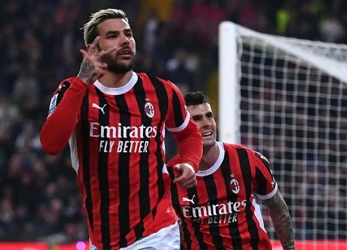 Theo Hernandez gia nhập Al Hilal với mức lương gấp đôi ở AC Milan