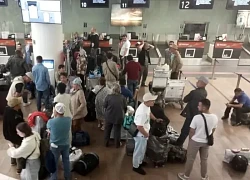 UAV Ukraine tấn công khắp nước Nga khiến hàng trăm chuyến bay ở Moskva bị huỷ