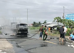 Vụ tai nạn khiến 2 vợ chồng tử vong tại chỗ, ô tô bốc cháy dữ dội