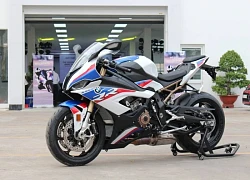 BMW S 1000 RR-Đỉnh cao tốc độ và công nghệ