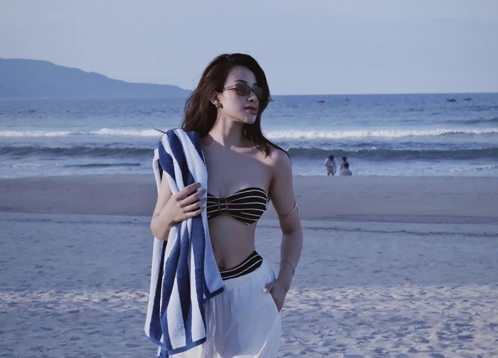 "Cô chủ khách sạn" Nhật Linh diện bikini, mẹ 2 con nhưng 3 vòng vẫn sexy, bảo sao Phan Văn Đức mê không lối thoát