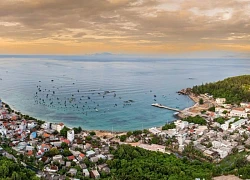 Nếu bạn mệt mỏi nơi thành phố ồn ào, hãy về với làng chài giữa biển Gia Lai