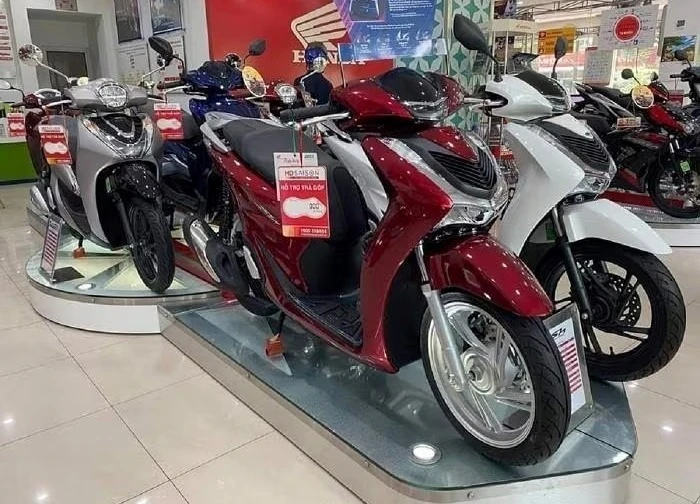 Giá xe SH mới nhất giảm kịch sàn, có bản thấp hơn cả niêm yết, hiện tượng hiếm thấy của xe máy Honda