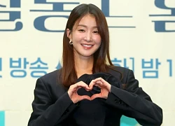 Lee Si Young bật khóc khi mang thai sau ly hôn: Tôi giữ kín mọi thứ vì quá sợ hãi