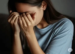 Lỡ làm mất nhẫn cầu hôn, chồng nói câu phũ phàng khiến tôi như "rơi xuống từ thiên đường"