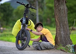 Phượt thủ nhí 12 tuổi cùng mẹ đạp xe xuyên Việt khiến cả "hội phụ huynh" lẫn "khối nghỉ hè" thán phục