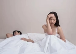 Tự mãn vì lấy được gái quê ngoan hiền, sáng ra tôi bủn rủn khi thấy ga giường, đau hơn là 3 từ vợ nói ra