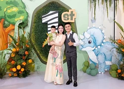Chu Thanh Huyền hóa cô dâu, Quang Hải bảnh bao như chú rể trong tiệc thôi nôi xa hoa loá mắt của con trai