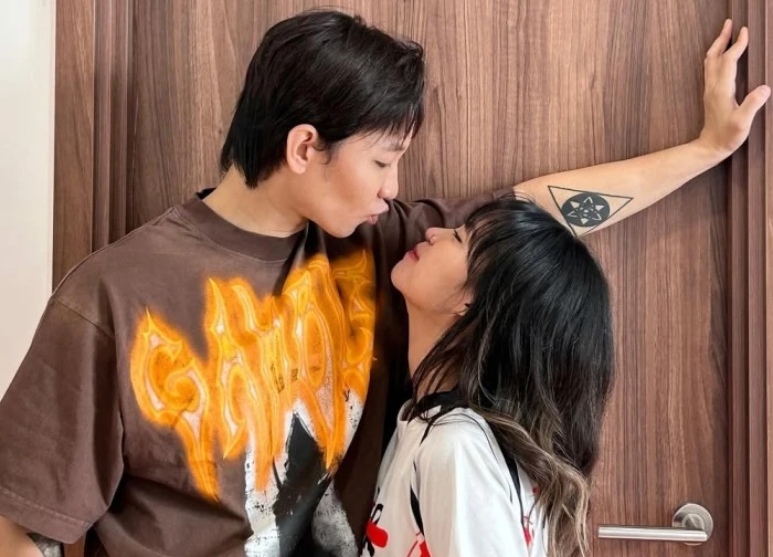 Chưa từng có: Nam ca sĩ Việt kể chuyện cầu hôn bạn gái trong album, sững sờ nhận lại 1 chữ - "không"!