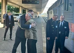 Đặc phái viên Mỹ đến Kiev giữa đồn đoán Tổng thống Trump thay đổi chính sách với Ukraine