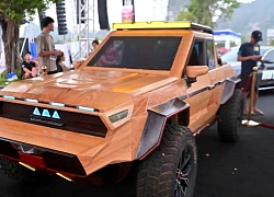 Độc đáo ô tô bằng gỗ, chạy động cơ điện tại lễ hội xe ở Quảng Ninh