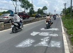 Dòng chữ "có bắn tốc độ" bị xóa nham nhở