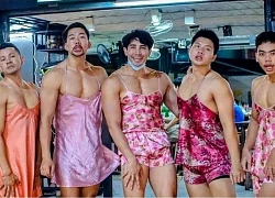 Quán hải sản "nóng bỏng" với dàn phục vụ nam cơ bắp vạm vỡ bất ngờ đóng cửa
