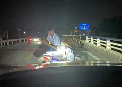Xác minh thông tin tài xế ô tô bị chặn đường, yêu cầu chuyển tiền trong đêm