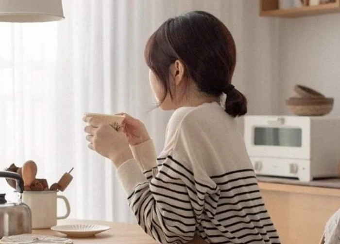 Cô gái Hà Nội chia sẻ: Ở tuổi 30, tôi cắt bỏ 30 thứ không nên mua và ví tiền của tôi biết ơn điều đó