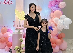Lê Phương đưa con gái dự tiệc, lời nhắn giản dị bất ngờ khiến khán giả xúc động nhớ đến Quý Bình