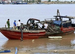 Tạm giữ gần 1.400m cát khai thác cát trái phép trên sông