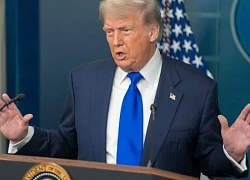 Tổng thống Trump đưa ra loạt thông báo thuế quan mới